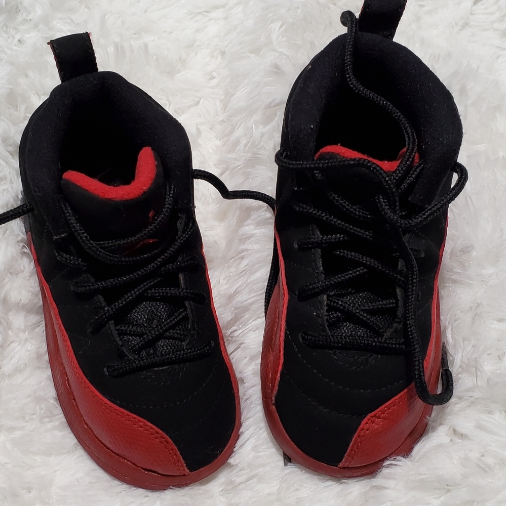 Jordan 12s Retro 8C